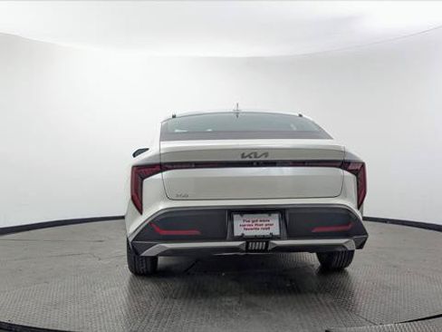 Used 2025 Kia K4 FWD image 7