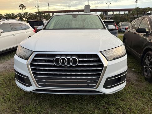 Used 2017 Audi Q7 2.0T Premium Plus w/ Premium Plus Package AWD/4WD image 8