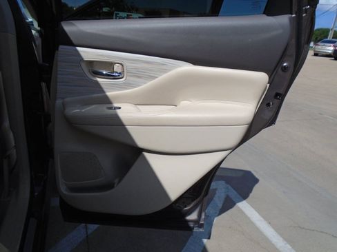 Used 2015 Nissan Murano Platinum w/ Platinum Technology Package FWD image 30