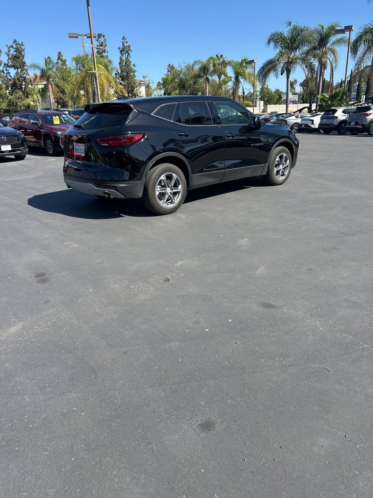 Used 2025 Chevrolet Blazer LT AWD/4WD image 6