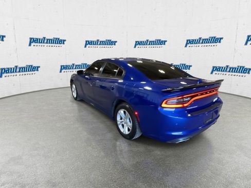Used 2020 Dodge Charger SXT w/ Leather Interior Group image 8