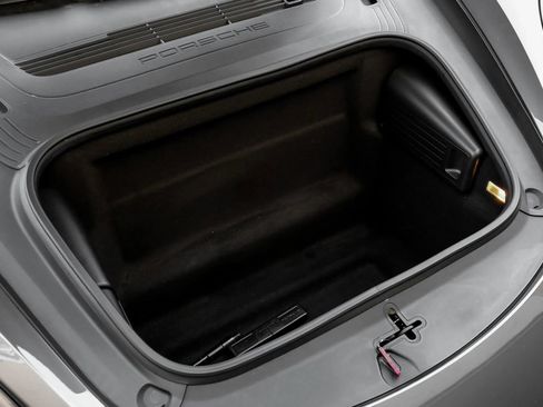 Used 2019 Porsche 718 Cayman S RWD image 51