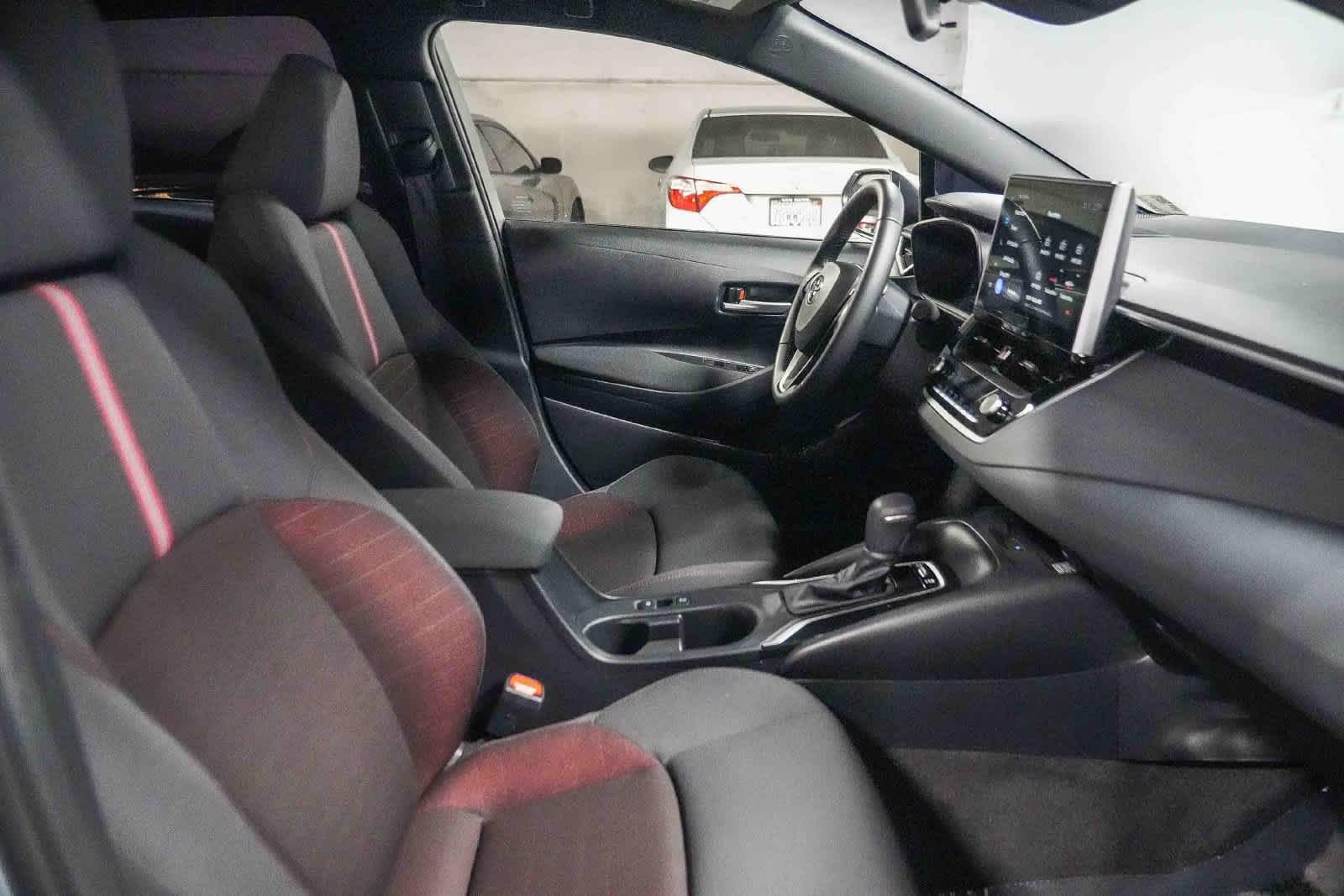 Certified 2026 Toyota Corolla SE w/ SE Package FWD image 16