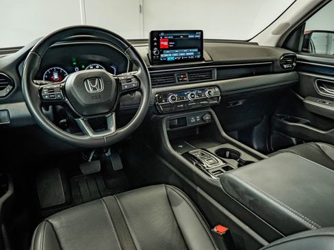 Used 2025 Honda Pilot EX-L image 27