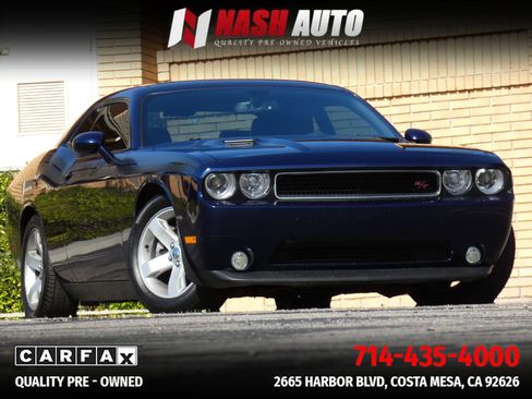 Used 2014 Dodge Challenger R/T RWD image 1