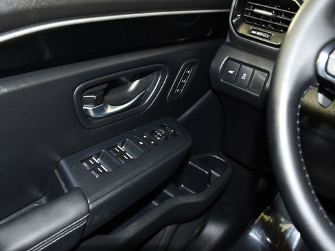 Certified 2023 Honda Pilot Touring image 32