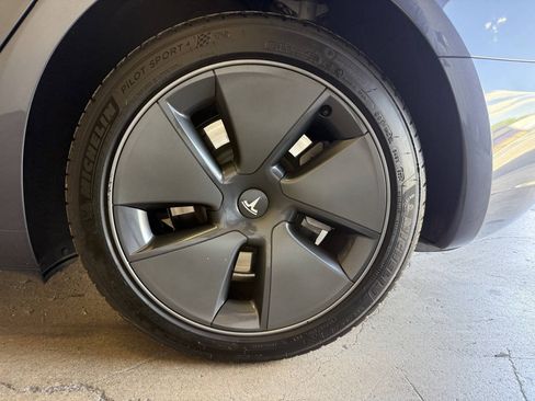 Used 2023 Tesla Model 3 Standard Range RWD image 32