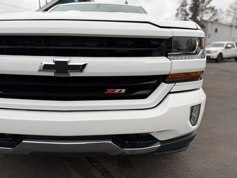 Used 2019 Chevrolet Silverado 1500 LT w/ All Star Edition image 32