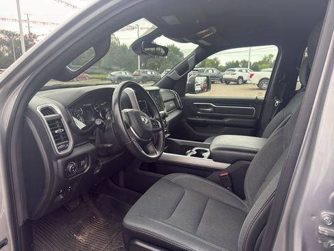Used 2022 RAM 1500 Big Horn AWD/4WD image 11