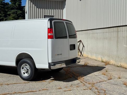 New 2025 Chevrolet Express 2500 Work Van w/ Driver Convenience Package image 6