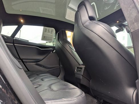 Used 2016 Tesla Model S Performance image 31