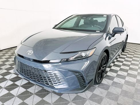 Used 2025 Toyota Camry SE w/ Multimedia Upgrade Package FWD image 7