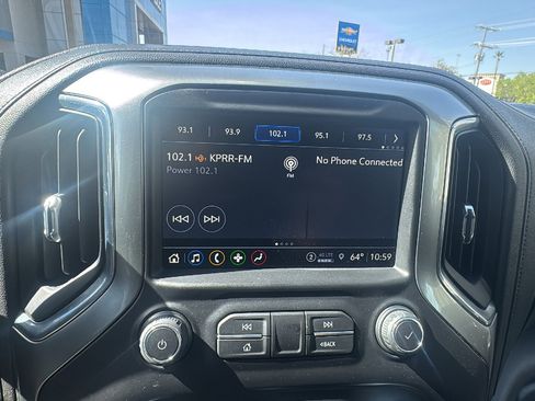 Used 2021 Chevrolet Silverado 1500 LT Trail Boss w/ Convenience Package II image 8