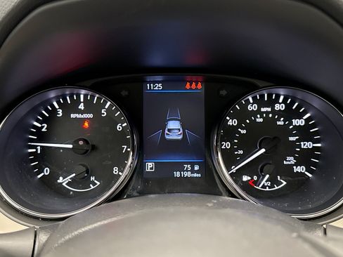 Used 2022 Nissan Rogue Sport SL w/ Premium Package FWD image 22