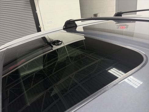 Used 2021 Honda CR-V Touring image 10