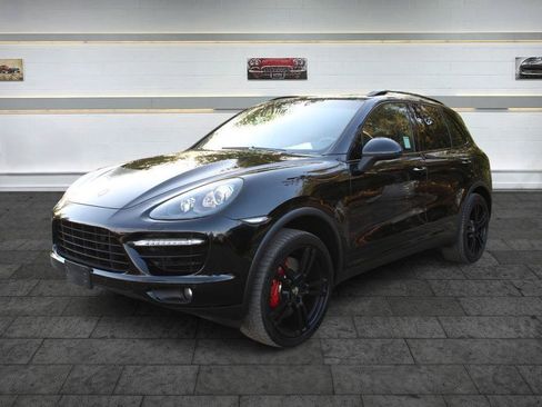 Used 2012 Porsche Cayenne Turbo AWD/4WD image 3
