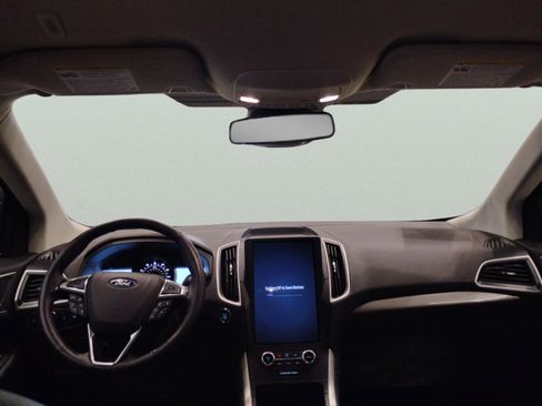 Certified 2024 Ford Edge SEL image 11