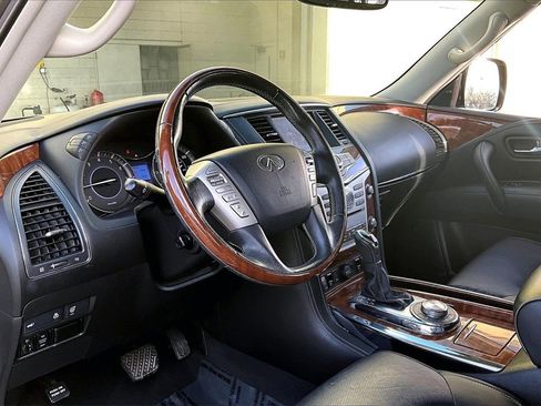 Certified 2018 INFINITI QX80 Base w/ Driver Assistance Package image 16