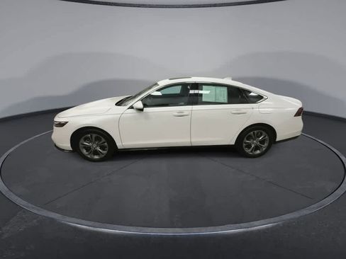Used 2023 Honda Accord EX-L image 5