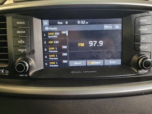 Used 2019 Kia Sorento EX FWD image 25