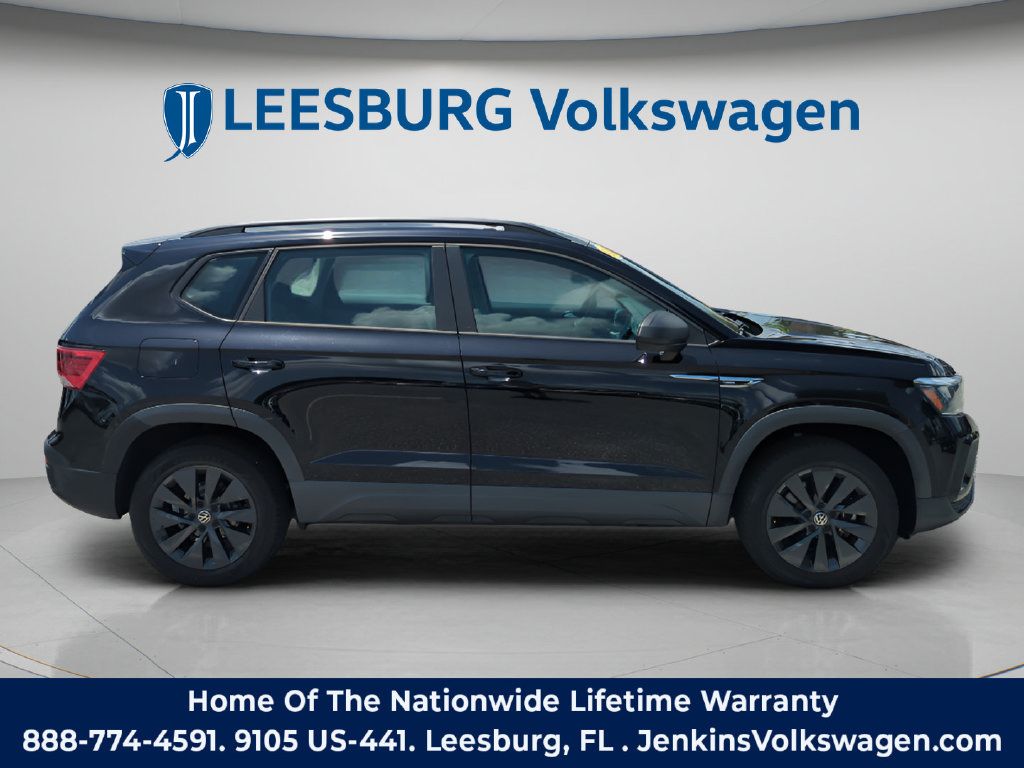 Used 2022 Volkswagen Taos S FWD image 3