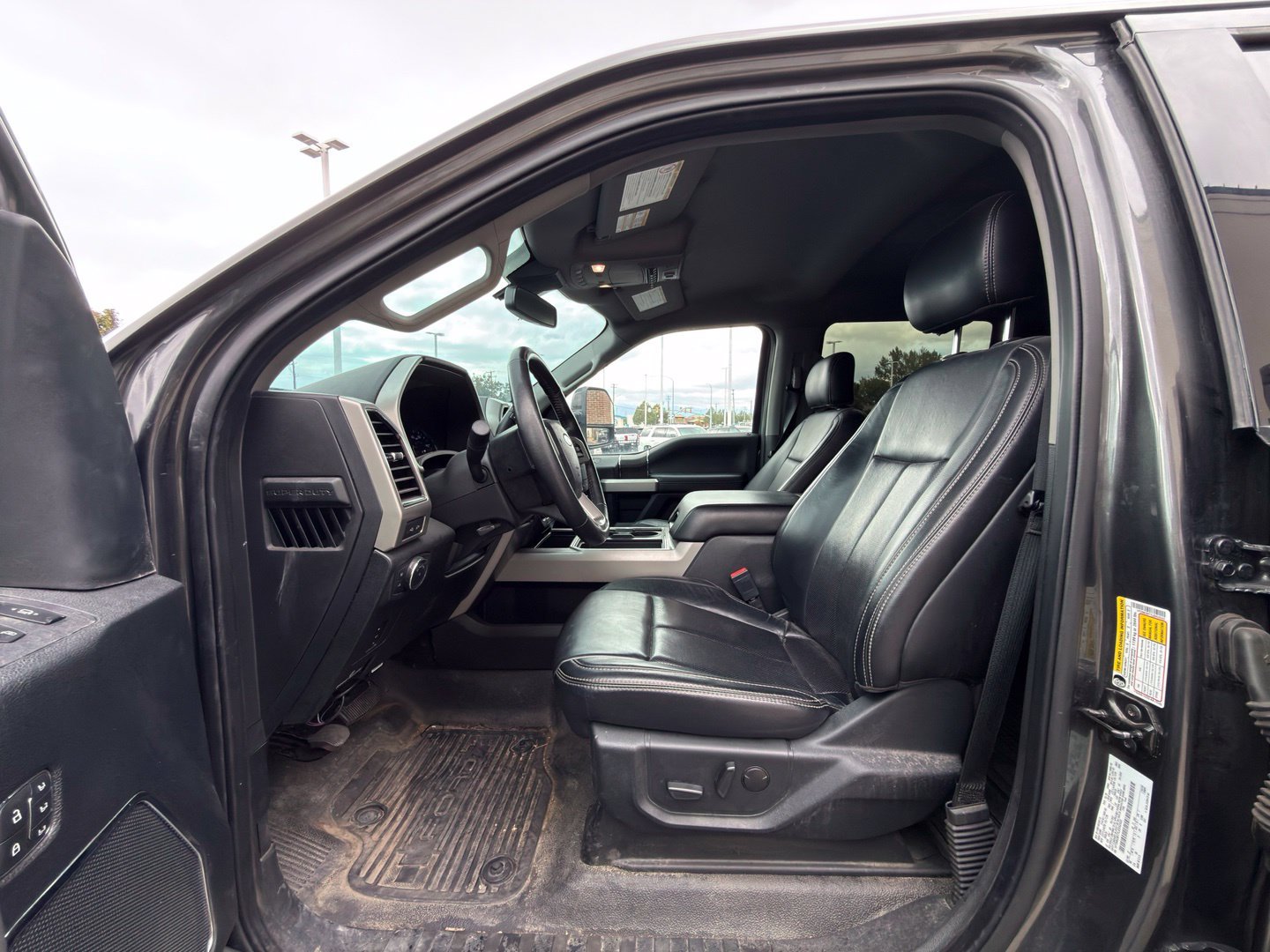 Used 2020 Ford F250 Lariat AWD/4WD image 3