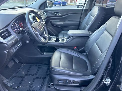 Used 2023 GMC Acadia SLT w/ Technology Package image 18