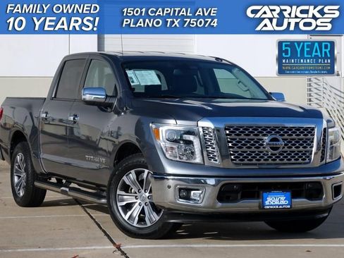 Used 2019 Nissan Titan SL image 1