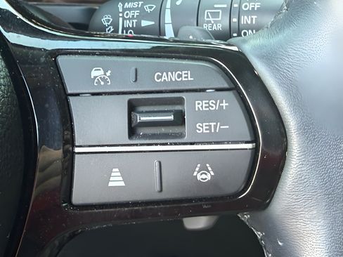 Used 2025 Honda Pilot EX-L image 15