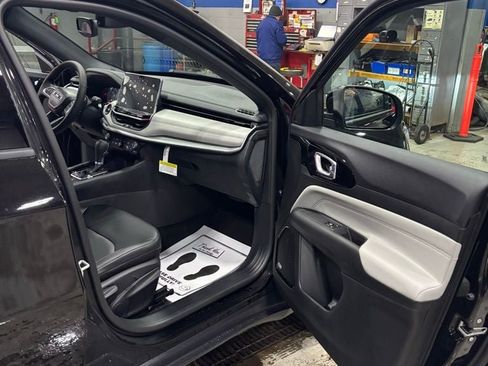 New 2026 Jeep Compass Limited w/ Sun, Sound & Navigation Group image 20