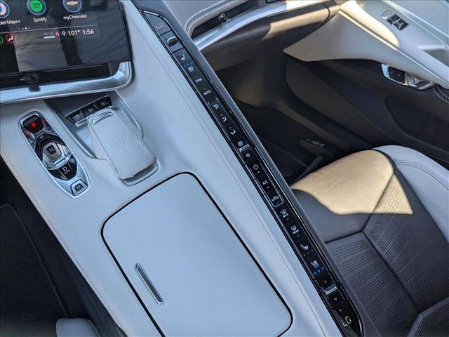 Used 2021 Chevrolet Corvette Stingray Preferred Conv w/ Z51 Performance Package RWD image 14