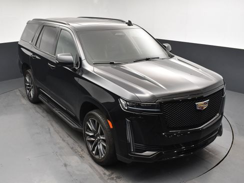 Used 2023 Cadillac Escalade Sport image 18