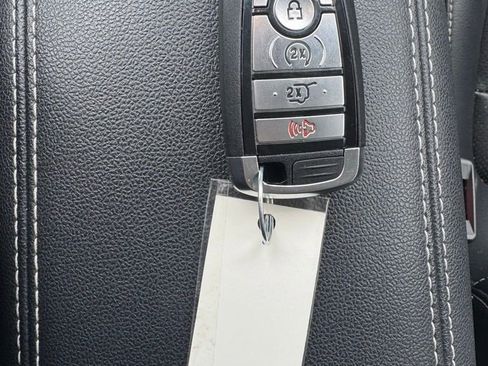 Used 2020 Ford Escape SEL image 16