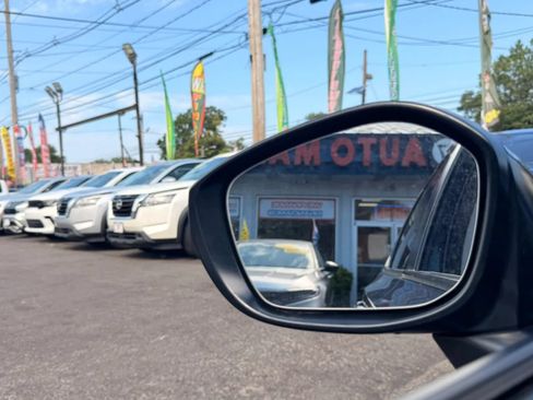 Used 2025 Honda Civic LX image 28