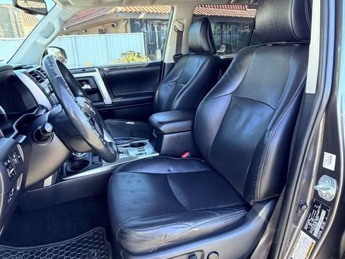Used 2016 Toyota 4Runner Limited AWD/4WD image 26