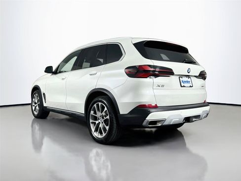 Used 2026 BMW X5 xDrive40i AWD/4WD image 4