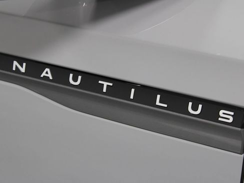 New 2026 Lincoln Nautilus Premier w/ Equipment Group 102A image 11