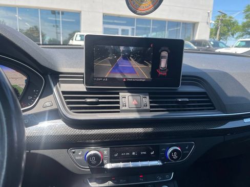 Used 2018 Audi SQ5 Premium Plus w/ S Sport Package AWD/4WD image 13