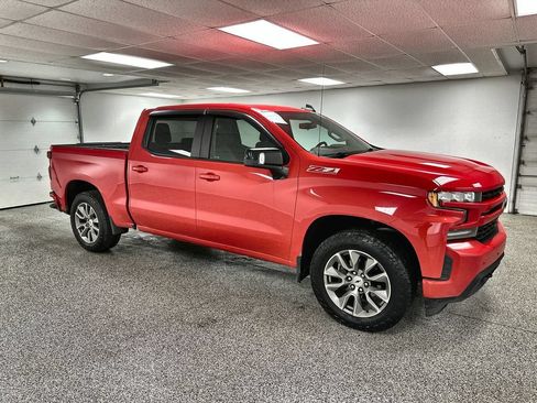 Used 2019 Chevrolet Silverado 1500 RST AWD/4WD image 1