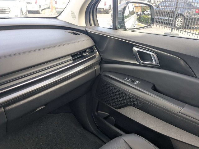 Certified 2026 Kia Carnival Hybrid FWD image 19
