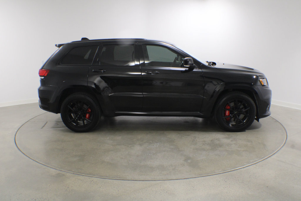 Used 2021 Jeep Grand Cherokee SRT w/ Trailer Tow Group IV AWD/4WD image 29