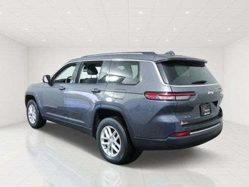 Certified 2023 Jeep Grand Cherokee L Laredo w/ Luxury Tech Group I AWD/4WD image 4