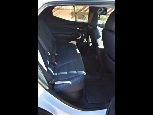 Used 2023 Chevrolet Bolt EUV Premier w/ Sun & Sound Package image 28