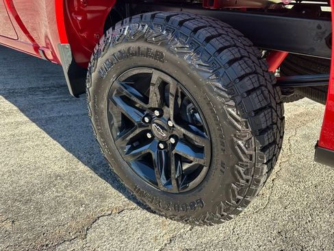 New 2026 Chevrolet Silverado 1500 Custom Trail Boss w/ Dark Appearance Package image 26