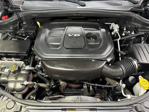 Used 2017 Jeep Grand Cherokee Limited AWD/4WD image 10