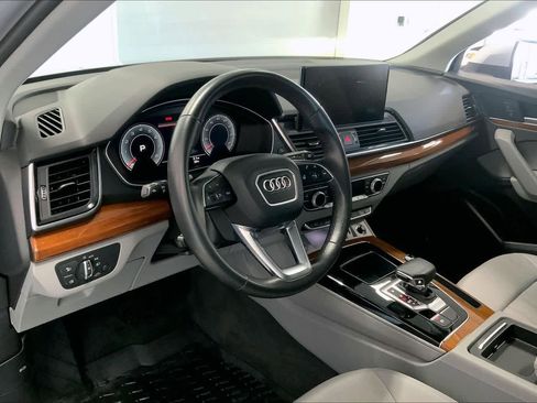 Certified 2022 Audi Q5 2.0T Premium Plus image 2