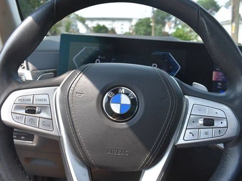 Used 2025 BMW X7 xDrive40i AWD/4WD image 13