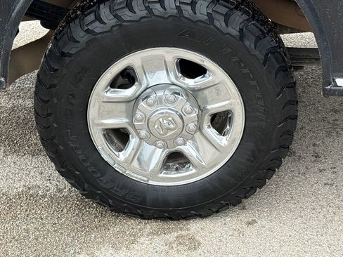 Used 2022 RAM 3500 Tradesman AWD/4WD image 10