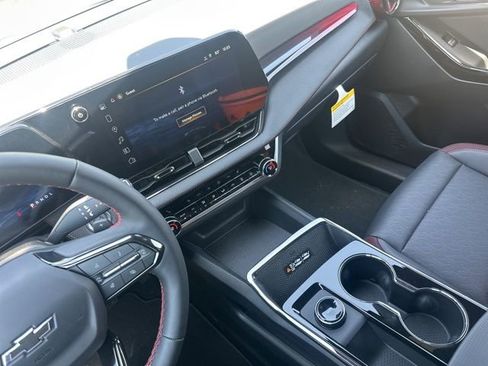 New 2026 Chevrolet Equinox RS w/ Safety and Technology Package FWD image 27
