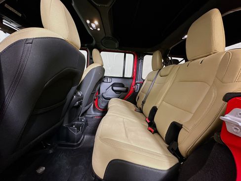 Used 2019 Jeep Wrangler Unlimited Sport S AWD/4WD image 26
